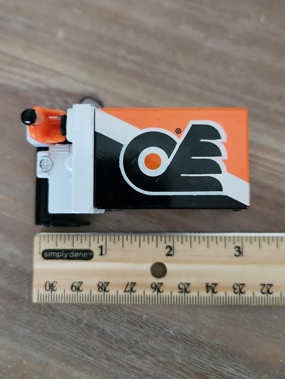 🏒 VINTAGE Philadelphia Flyers NHL Zamboni Die-Cast - Retro 90s! 🧡 Sports Fan